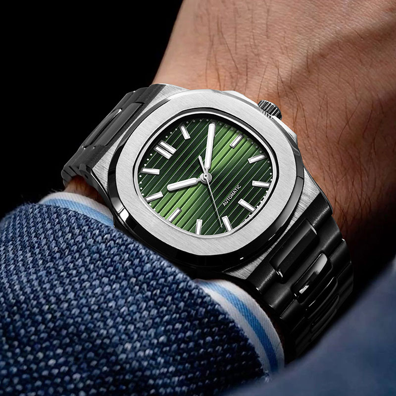 MACARLON 43mm Nautilus Style A - Patek Philippe Watch Nautilus recension och pris